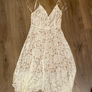 Lulu's Cream Lace Strapless Dress